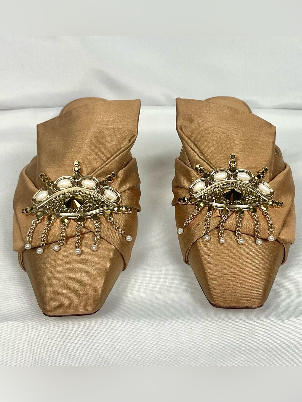 Antonio Melani Oguna Satin Mules Jeweled Evil Eye Rose Gold Taupe Size 6.5 Shoes